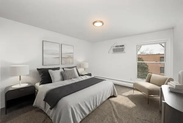 2800 Hamline AVE N #332, Roseville, MN 55113