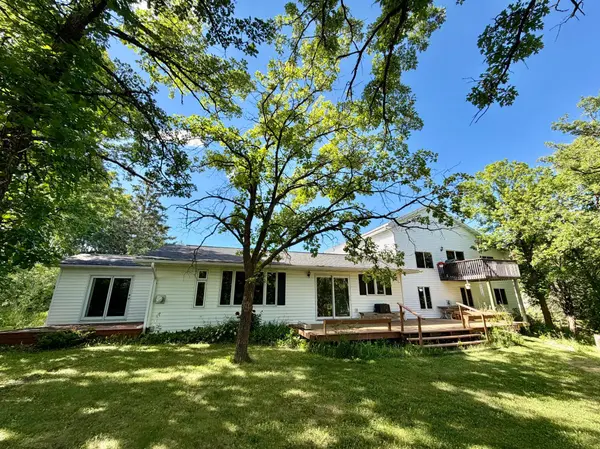 838 Noble DR NW, Baudette, MN 56623