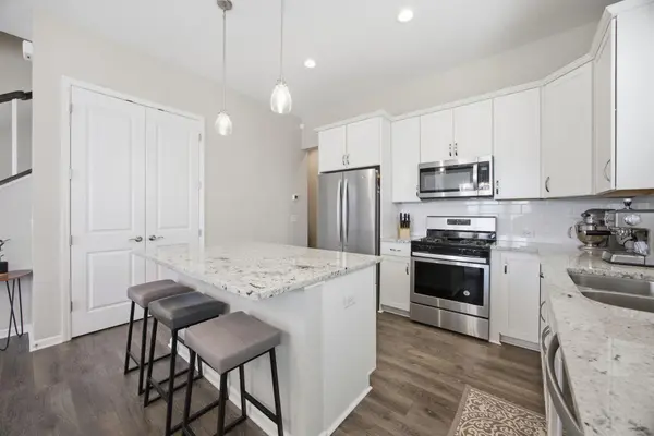 8164 Arrowwood LN N, Maple Grove, MN 55369
