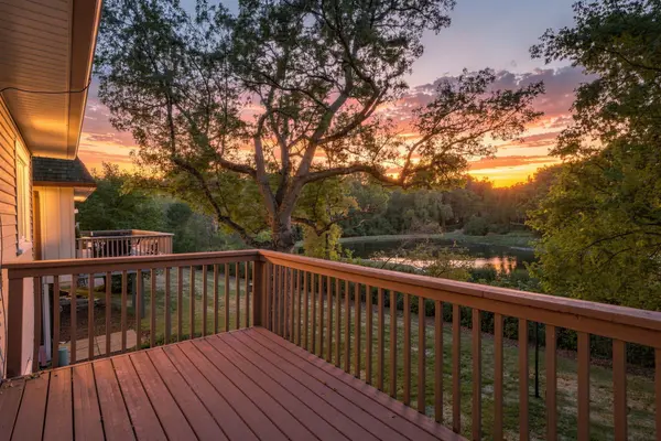 5486 W Bavarian PASS, Fridley, MN 55432