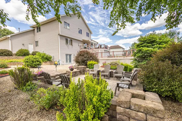 2448 160th LN NE, Ham Lake, MN 55304