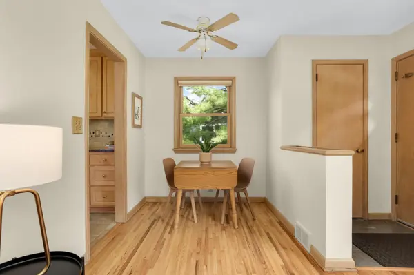 539 Frontenac PL, Saint Paul, MN 55104