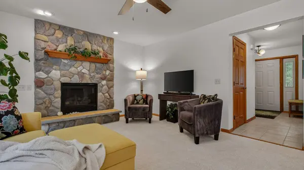 1224 Red Maple RDG, Eau Claire, WI 54703