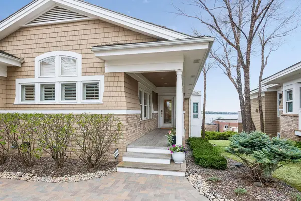 726 Widsten CIR, Wayzata, MN 55391