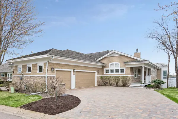 726 Widsten CIR, Wayzata, MN 55391