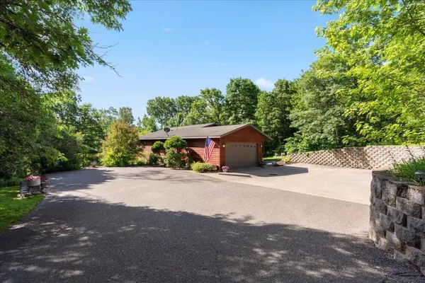 31204 Apache CIR, Pequot Lakes, MN 56472