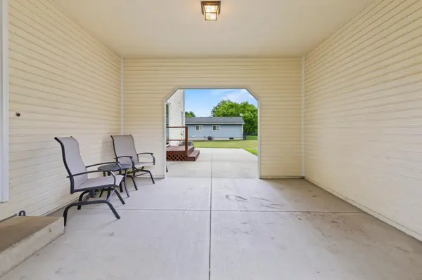 550 Merriman CT, Delano, MN 55328