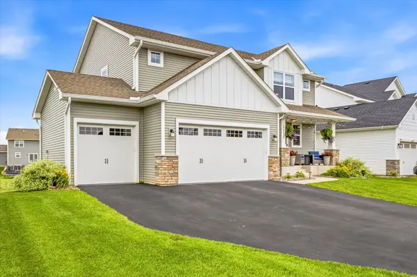 2113 Itasca CIR, Lino Lakes, MN 55038