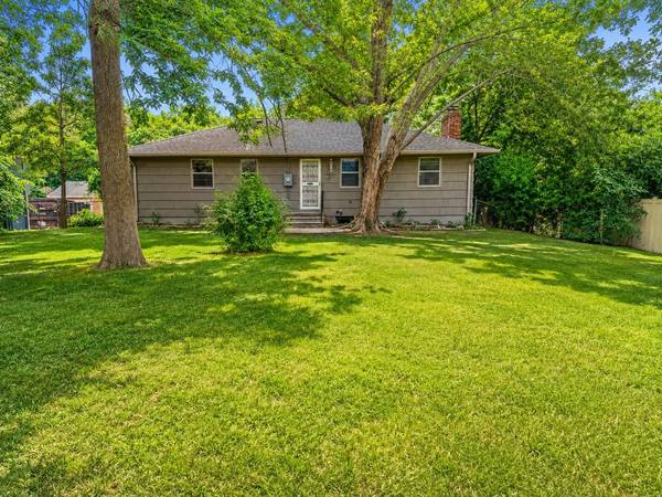 5104 Abercrombie DR, Edina, MN 55439