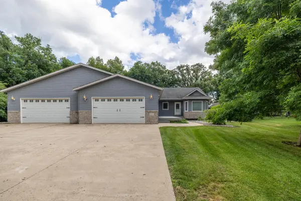 315 Maust WAY, Horace, ND 58047