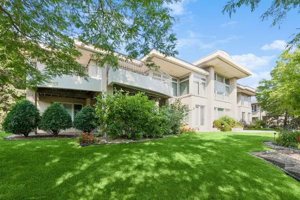 11629 Cedar PASS, Hopkins, MN 55305