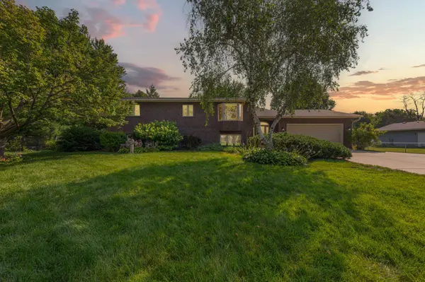 1017 Whittier CT, Northfield, MN 55057