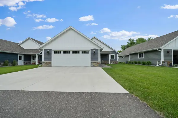 1515 Geneva RD NE, Alexandria, MN 56308