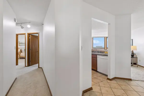 433 S 7th ST #2020, Minneapolis, MN 55415
