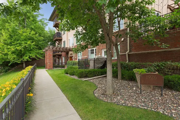1926 Pleasant AVE #101, Minneapolis, MN 55403