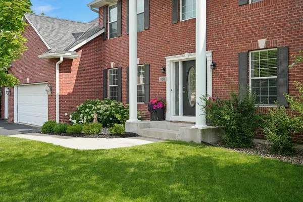 10196 Stony Creek DR, Woodbury, MN 55129