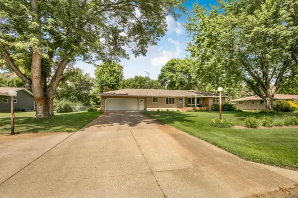 1021 Bromo AVE, Saint Cloud, MN 56303