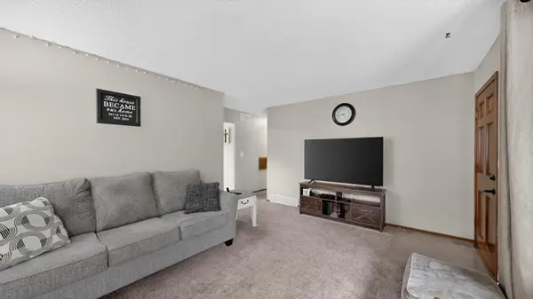 915 16 1/4 ST SE, Rochester, MN 55904