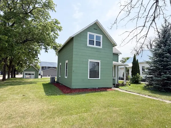 502 3rd AVE NW, Wilmont, MN 56185