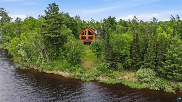 2249 Whiteface RD, Makinen, MN 55763