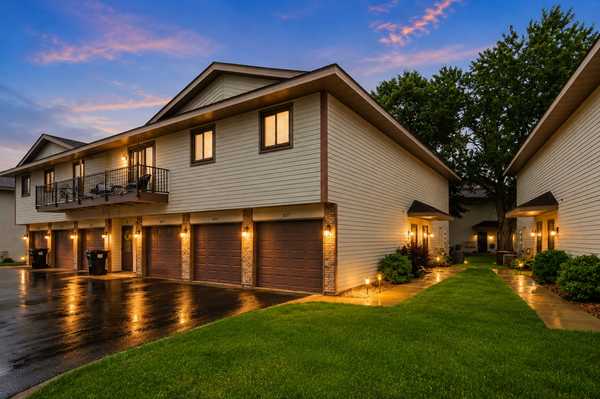 11137 Edgewood CIR N,  Champlin,  MN 55316