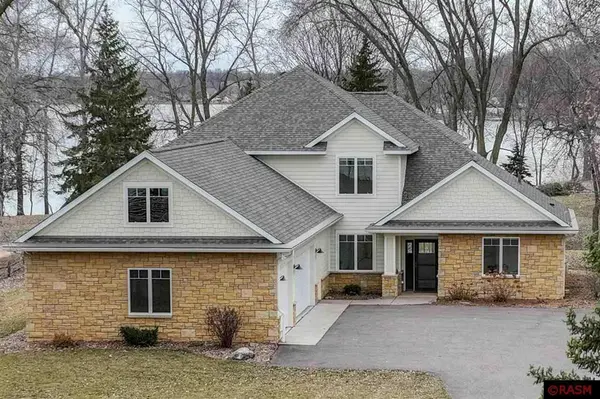 6206 Shamrock DR, Madison Lake, MN 56063