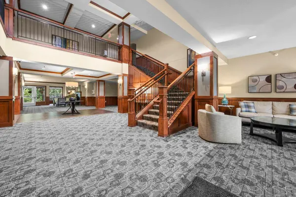 1800 Graham AVE #404, Saint Paul, MN 55116