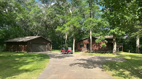 1126 Ebert DR, Nisswa, MN 56468