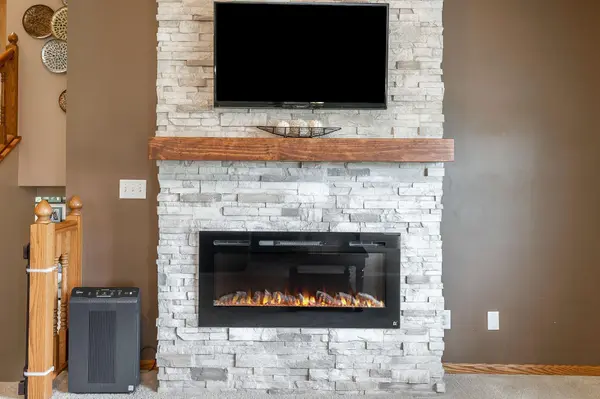 109 La Costa LN, Mankato, MN 56001