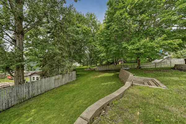 1851 22nd AVE NE, Rochester, MN 55906