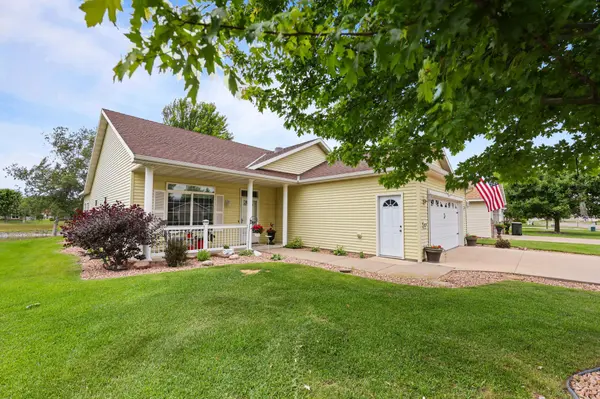 1227 Willow Pond DR, Waite Park, MN 56387