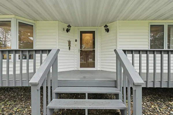 319 1st ST NW, Menahga, MN 56464