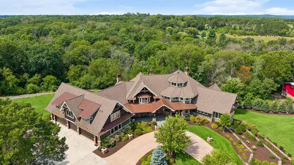 12870 Saint Croix TRL N, Stillwater, MN 55082
