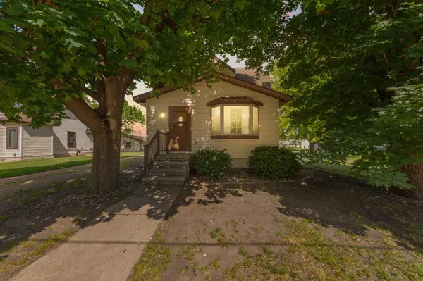 112 4th ST S, Gaylord, MN 55334