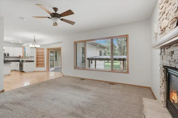 964 Fraser LN, Hudson, WI 54016