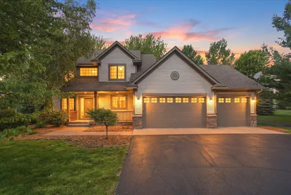 964 Fraser LN, Hudson, WI 54016