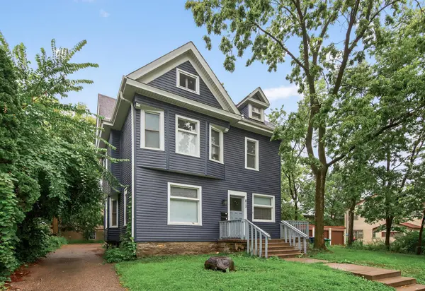 812 7th ST SE, Minneapolis, MN 55414