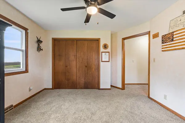 912 10th ST, Gaylord, MN 55334