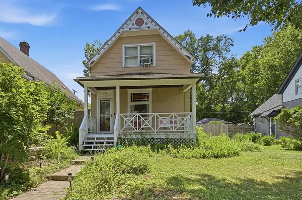 234 Sidney ST E, Saint Paul, MN 55107