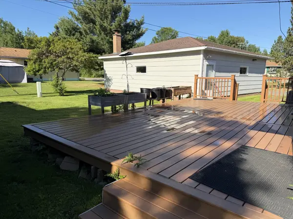 202 Kent RD, Hoyt Lakes, MN 55750
