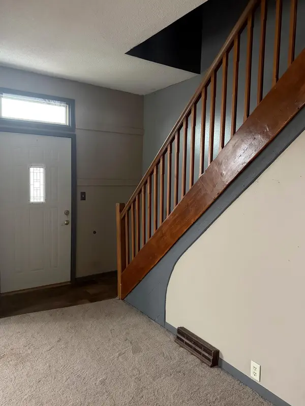 764 3rd AVE, Windom, MN 56101