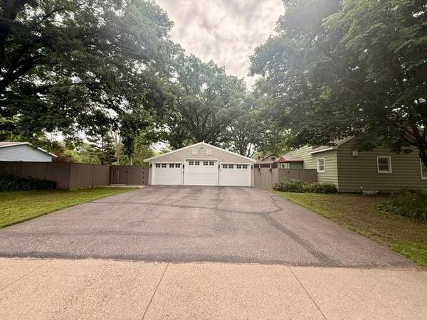 614 8th AVE SW, Little Falls, MN 56345
