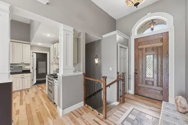 868 Brady LN, New Richmond, WI 54017