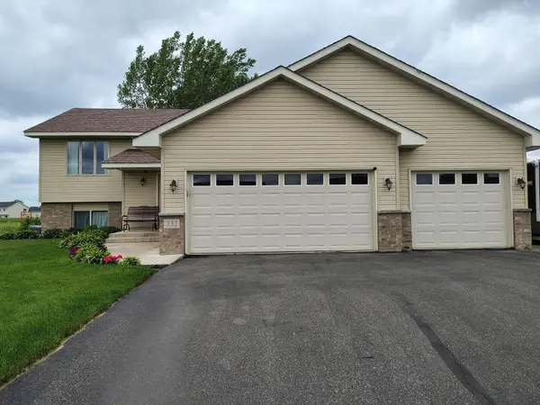 332 Bavaria WAY, Waverly, MN 55390