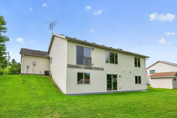 634 8th ST SW, Pine Island, MN 55963