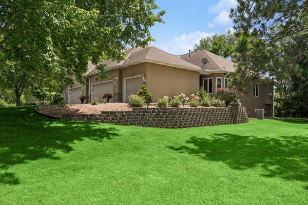 16847 Terrey Pine DR, Eden Prairie, MN 55347