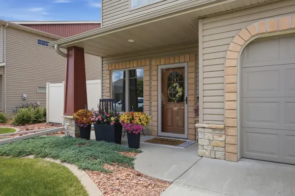 430 19th AVE W #F, West Fargo, ND 58078