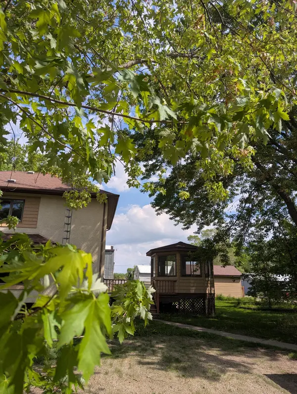 219 S Main ST, Upsala, MN 56384