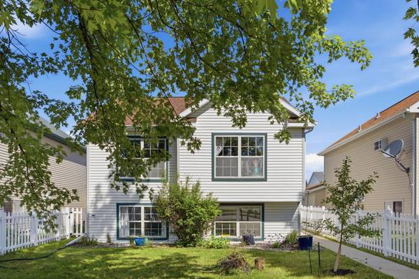 1903 58 AVE S, Fargo, ND 58104