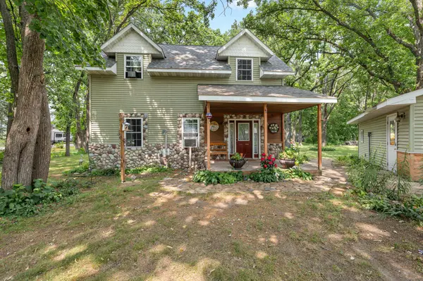 17252 Riverwood DR, Little Falls, MN 56345